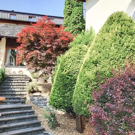 Wanderhotel Garni Cresta *