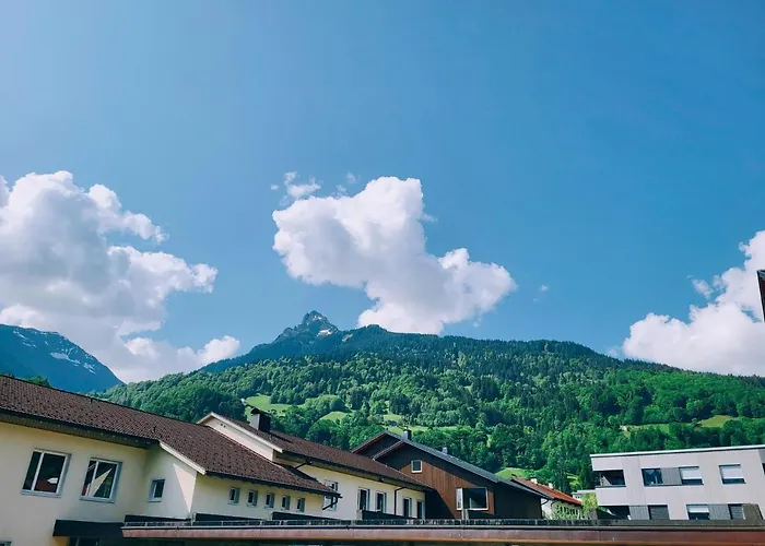 Nocleg ze śniadaniem Wanderhotel Garni Cresta
